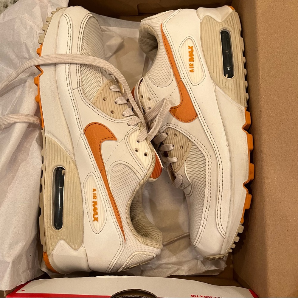 Nike Women’s Air Max 90 - Phantom/Curry/Sand